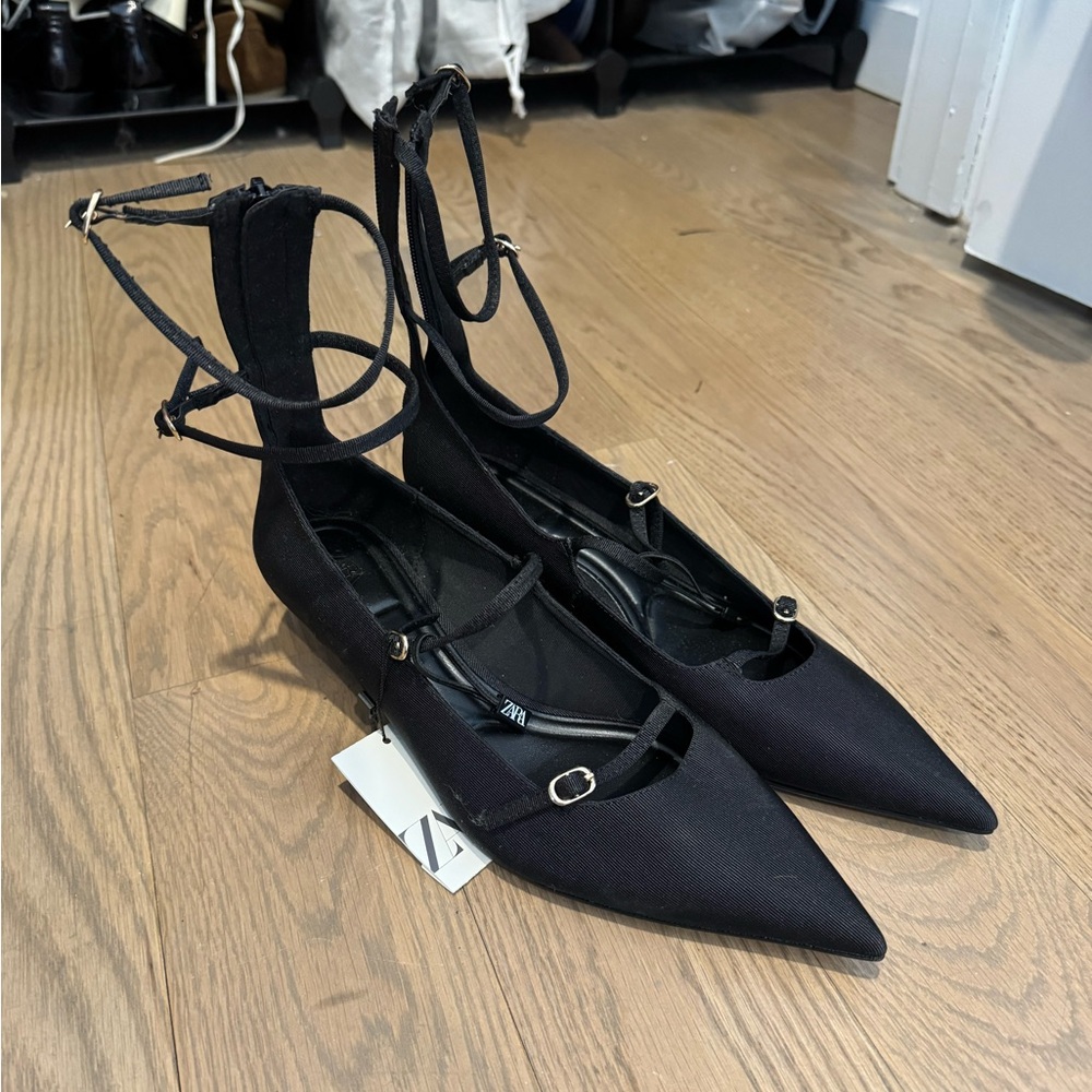Zara kitten heels with tags